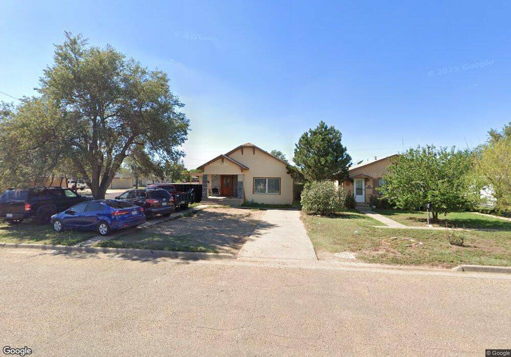 824 Durrett Ave, Dumas, TX 79029 - photo 1