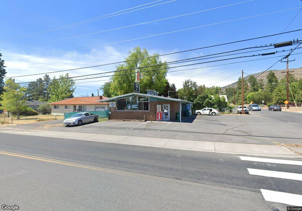 5745 Shasta Way, Klamath Falls, OR 97603 - photo 1