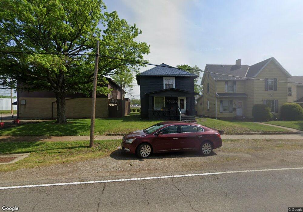 722 Otsego Ave, Coshocton, OH 43812 - photo 1