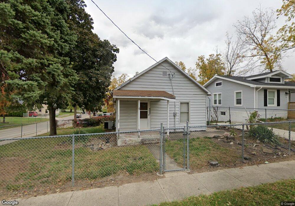 502 W 2nd St S, Newton, IA 50208 - photo 1