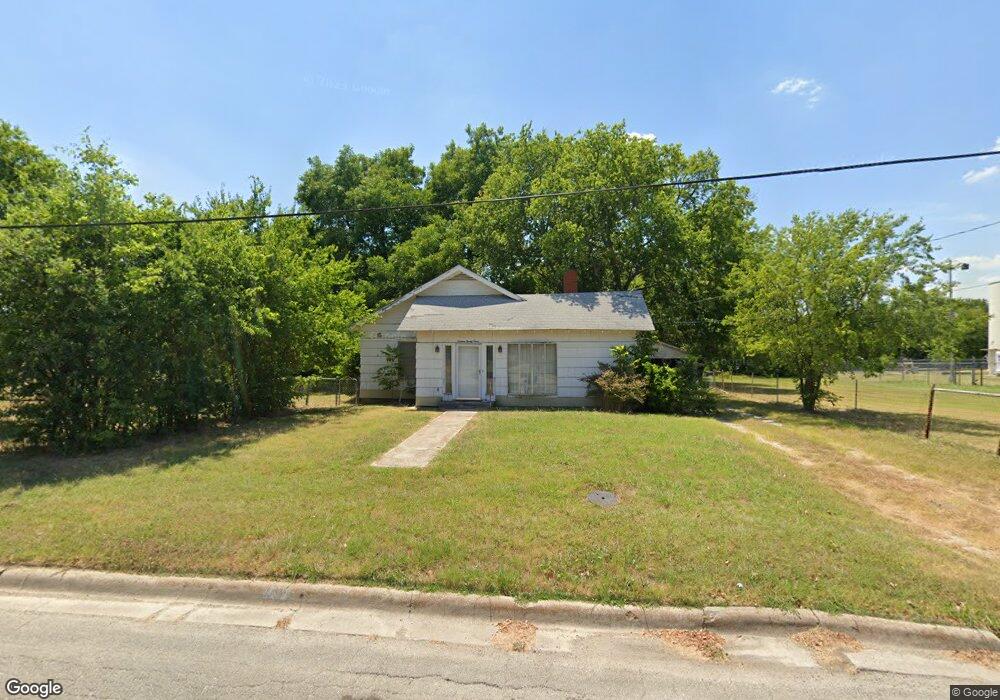 1623 Rice Ave, Gainesville, TX 76240 - photo 1