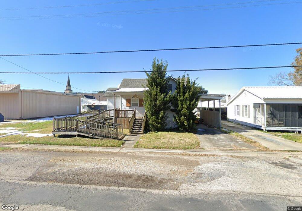 215 N Railroad St, Delcambre, LA 70528 - photo 1