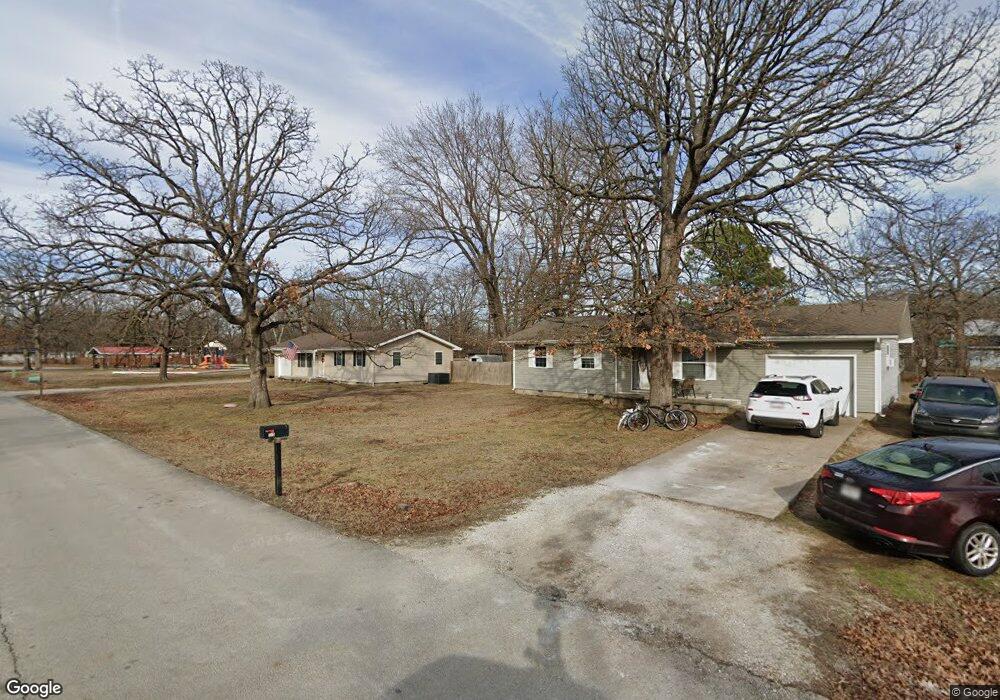 113 Schimm Cir, Carl Junction, MO 64834 - photo 1
