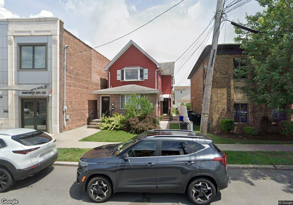 158 Ridge Rd, Lyndhurst, NJ 07071 - photo 1