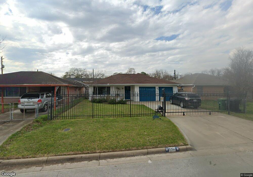4403 Edison St, Houston, TX 77009 - photo 1