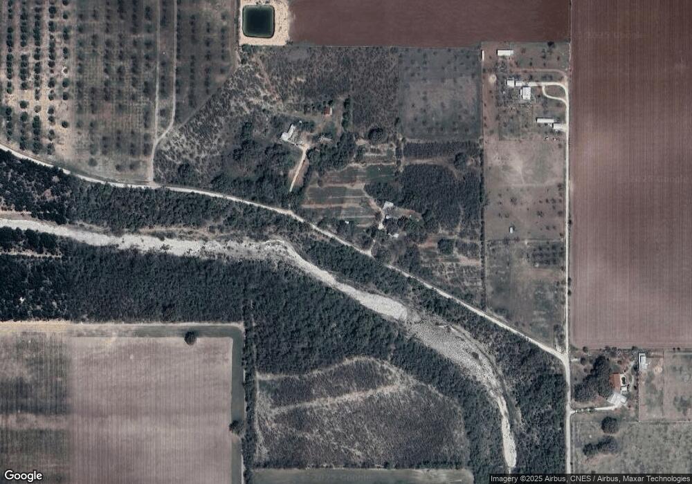 1399 County Road 441, Hondo, TX 78861 - photo 1