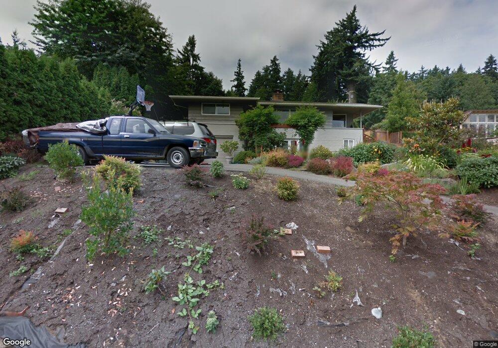 4832 E Mercer Way, Mercer Island, WA 98040 - photo 1