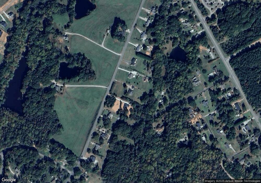 1107 Lawrence Rd, Clover, SC 29710 - photo 1