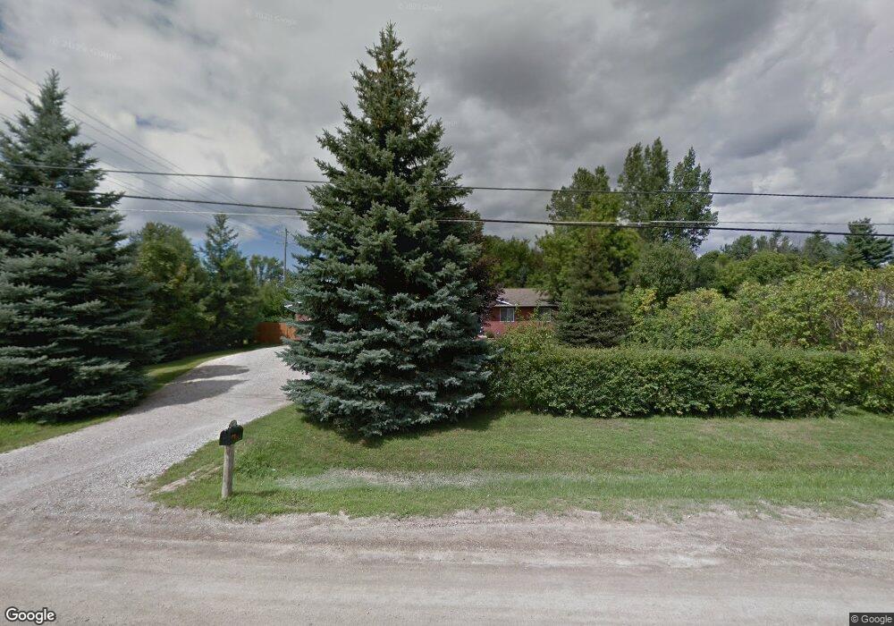 8017 E Carpenter Rd, Davison, MI 48423 - photo 1