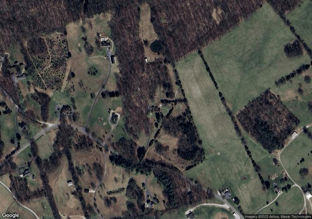 1172 Old Greenhill Rd, Bowling Green, KY 42103 - photo 1