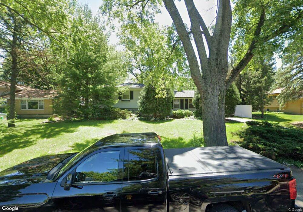 244 Elmwood Dr, Naperville, IL 60540 - photo 1