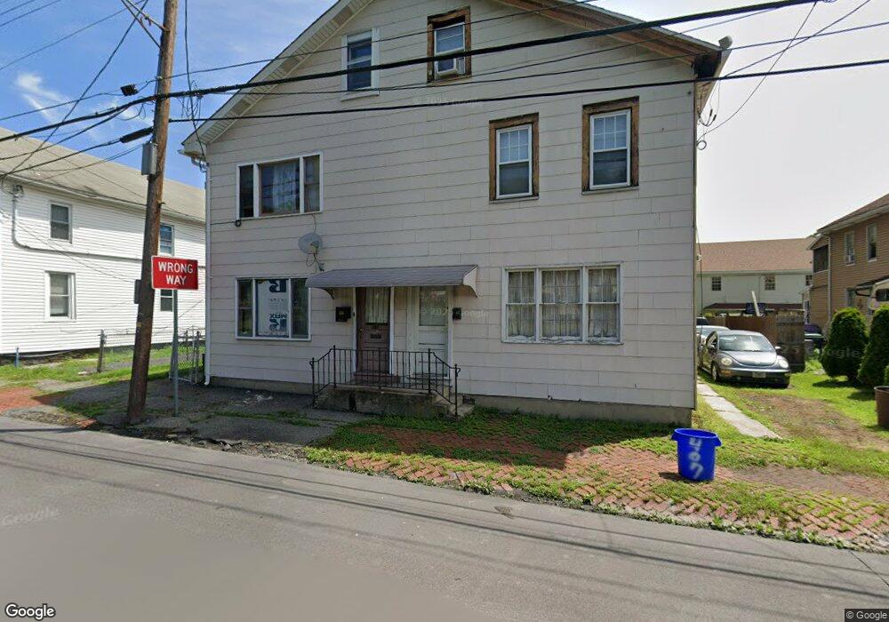 409 N Railroad St, Tamaqua, PA 18252 - photo 1