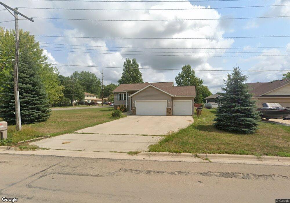 1701 4th St SW, Austin, MN 55912 - photo 1