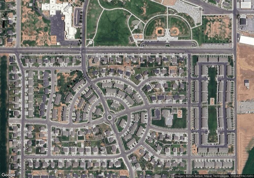 1412 E 340 S, Hyrum, UT 84319 - photo 1