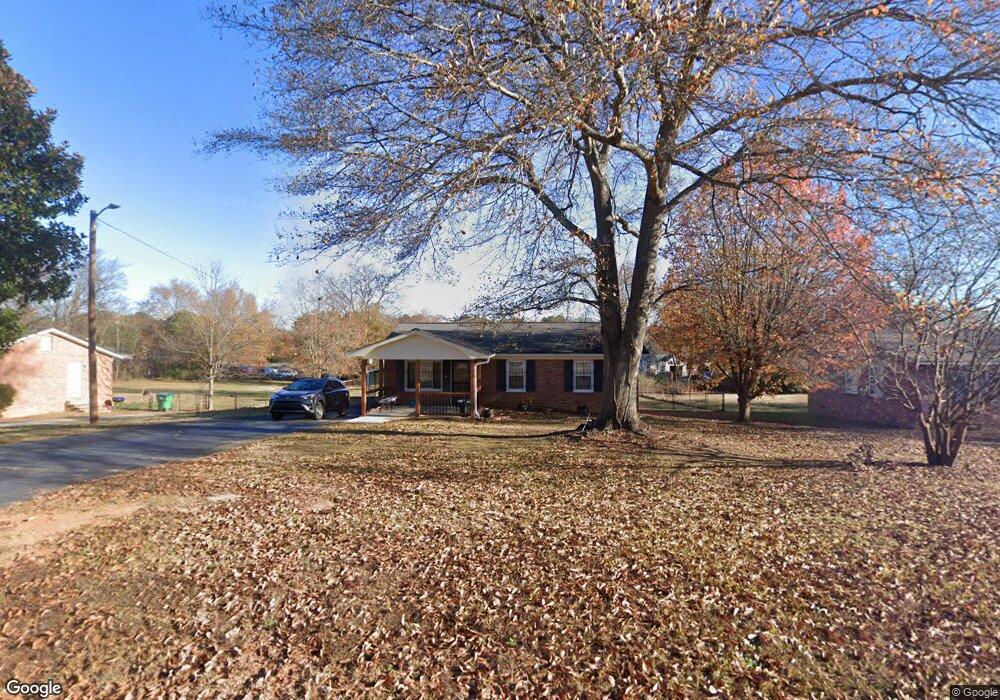 202 Linville Dr, Moore, SC 29369 - photo 1