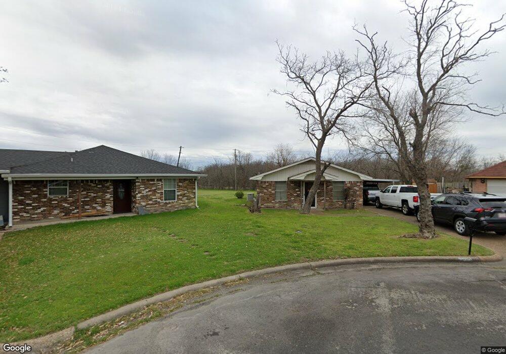 1425 S Benton St, Corsicana, TX 75110 - photo 1
