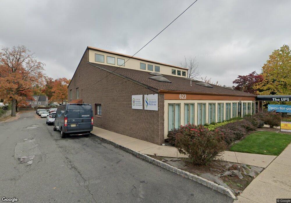 621 Eagle Rock Ave, West Orange, NJ 07052 - photo 1