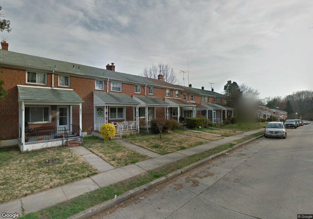 627 S Wickham Rd, Baltimore, MD 21229 - photo 1