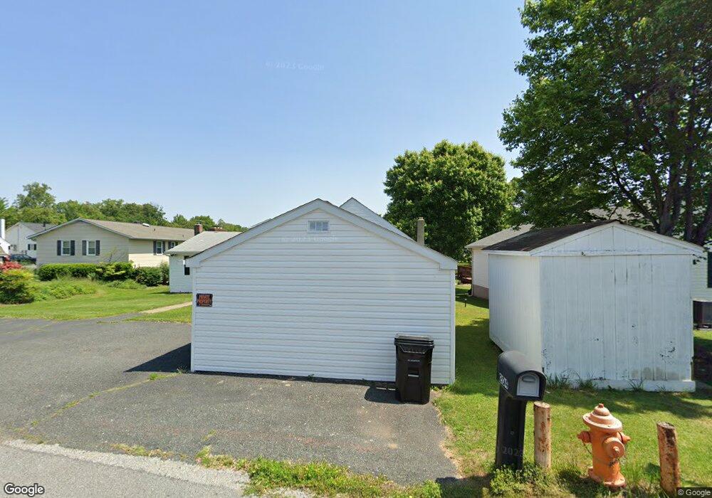 204 Kingston Park Ln, Middle River, MD 21220 - photo 1