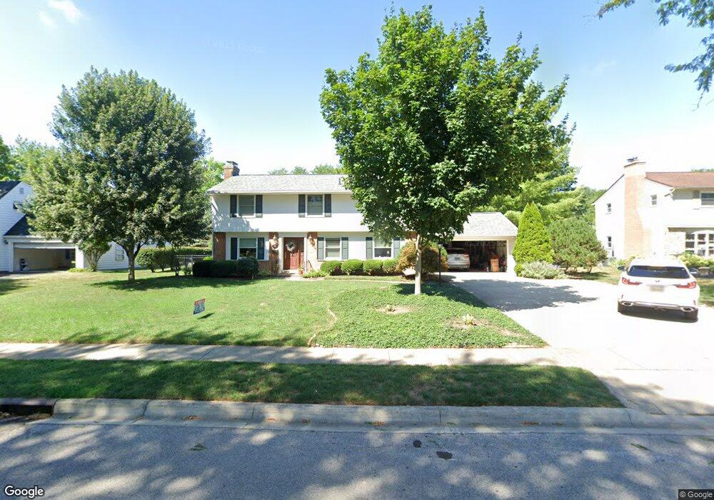 2861 Halstead Rd, Columbus, OH 43221 - photo 1