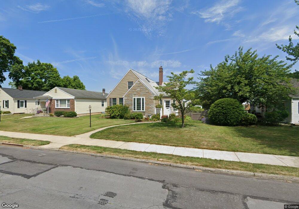 2413 W Fairview St, Allentown, PA 18104 - photo 1