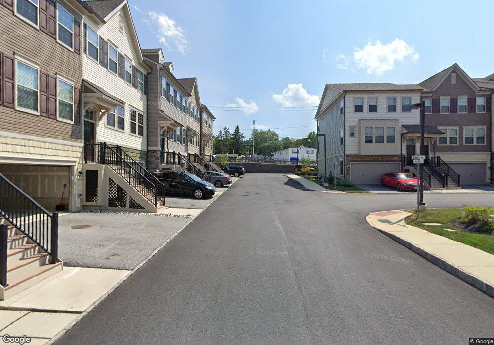 2 Maxwell Ln, Malvern, PA 19355 - photo 1