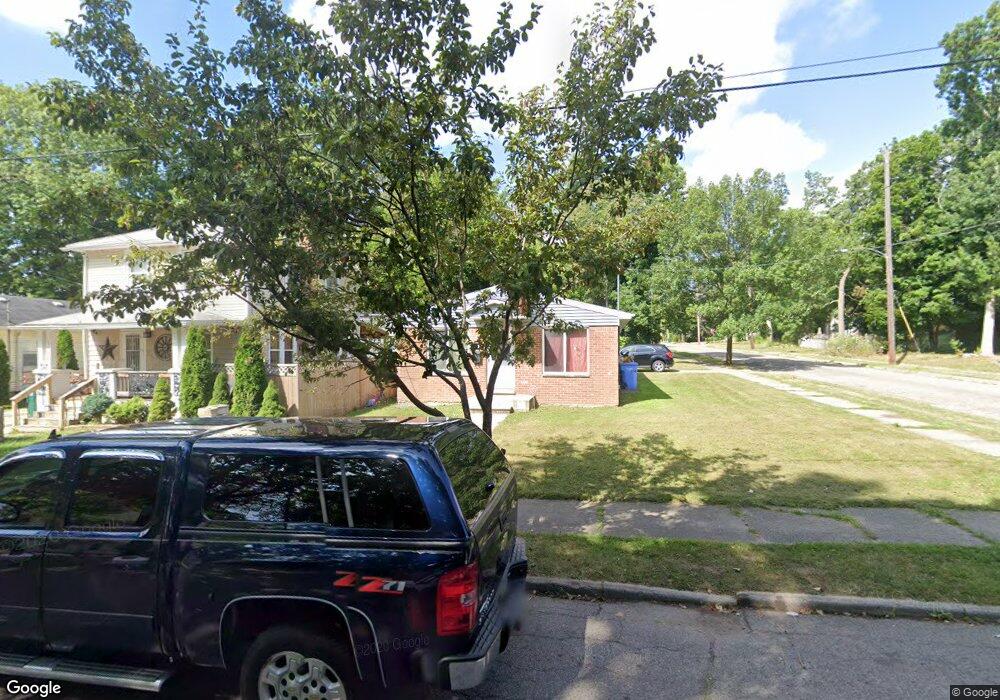 1100 Leslie St, Lansing, MI 48912 - photo 1