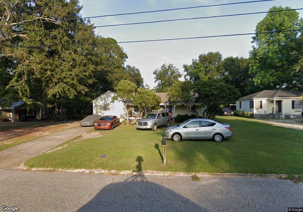 213 Highland St, Dothan, AL 36301 - photo 1