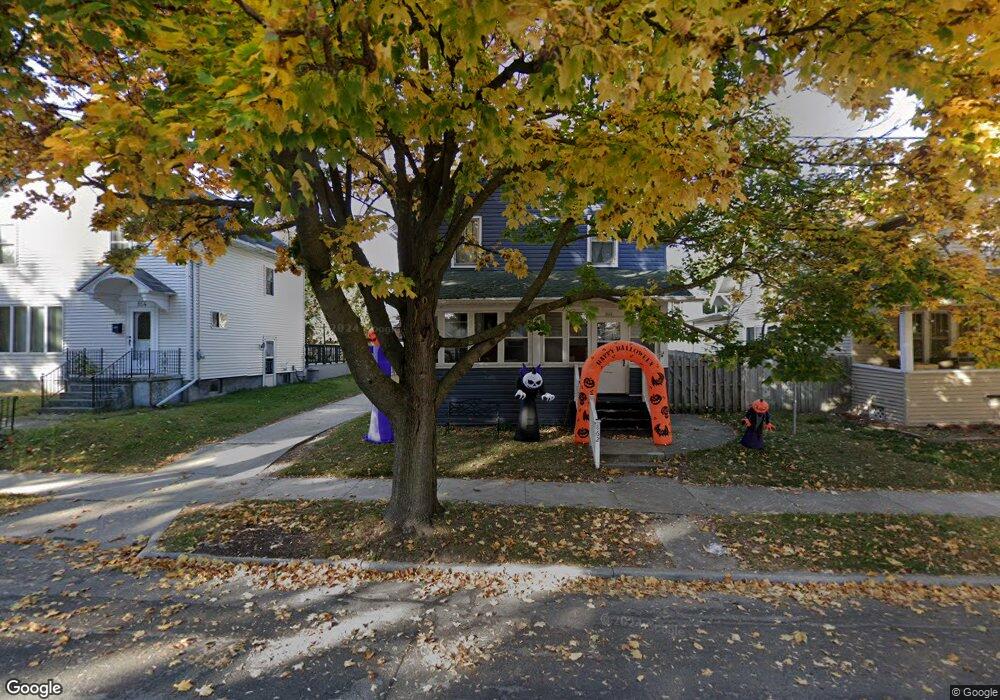 862 N 9th St, Manitowoc, WI 54220 - photo 1