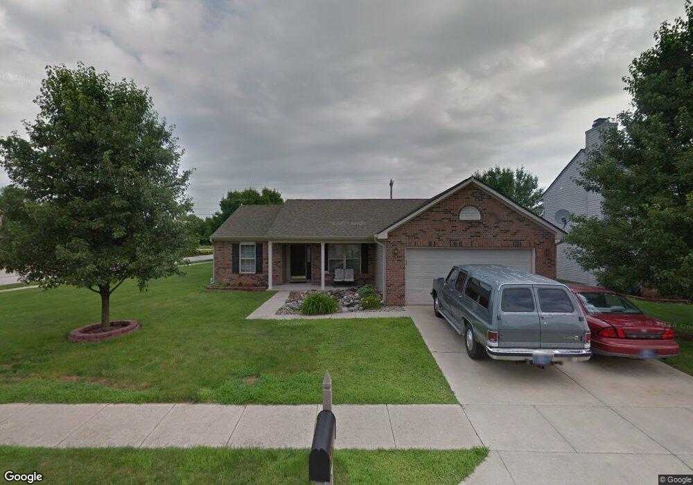 1090 Sunmeadow Cir, Franklin, IN 46131 - photo 1