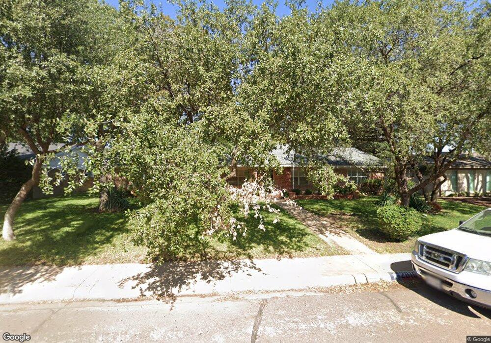 2810 Stutz Dr, Midland, TX 79705 - photo 1