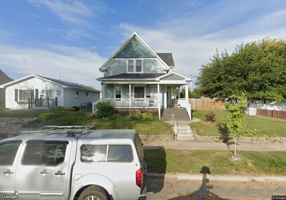 1416 K St SW, Cedar Rapids, IA 52404 - photo 1