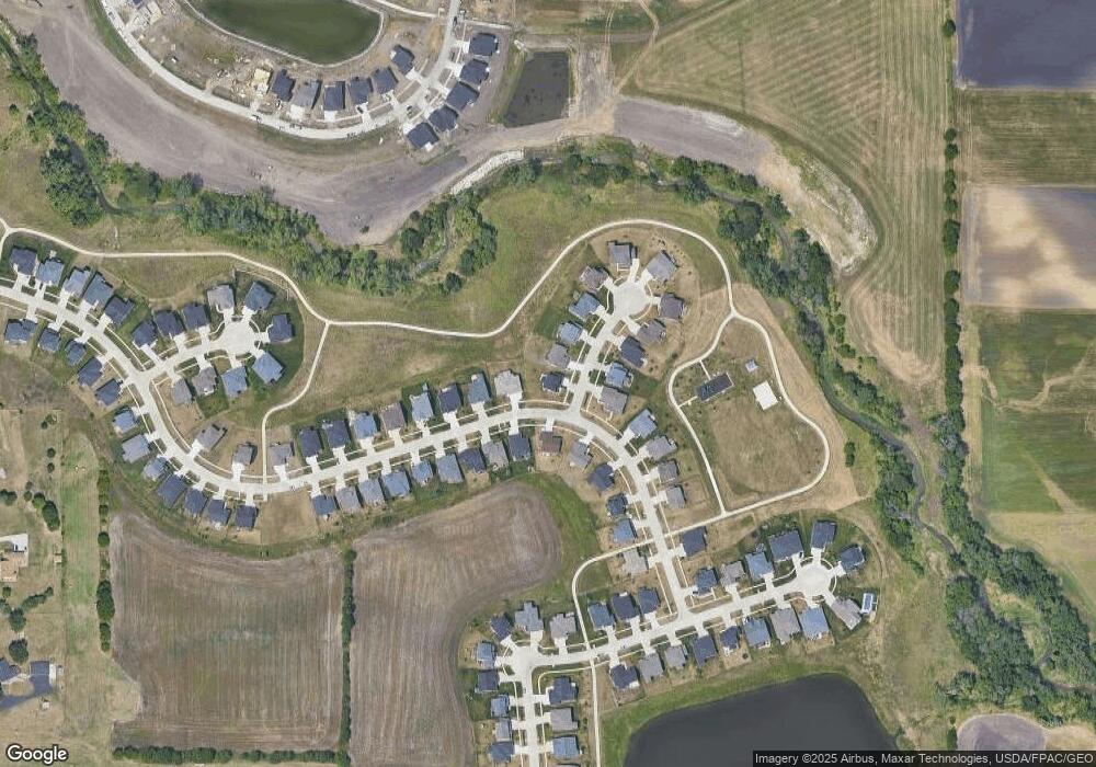 8004 NW 95th Cir, Johnston, IA 50131 - photo 1