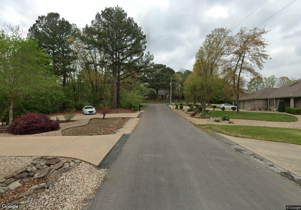 725 Mckenzie Ln, Bella Vista, AR 72715 - photo 1