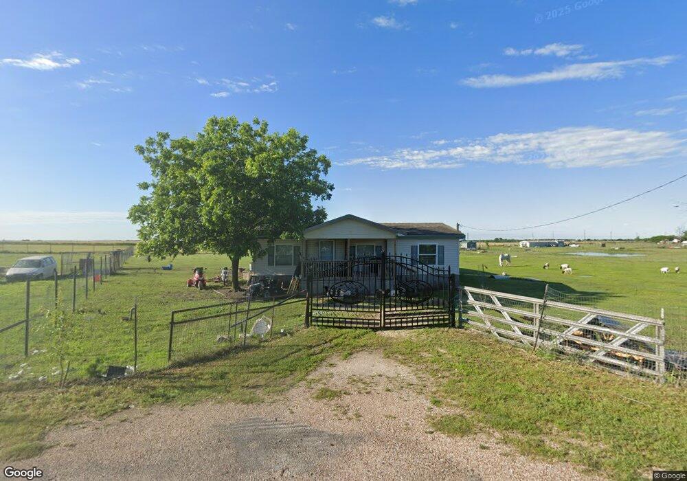 1721 W Plum Ct, Cleburne, TX 76031 - photo 1