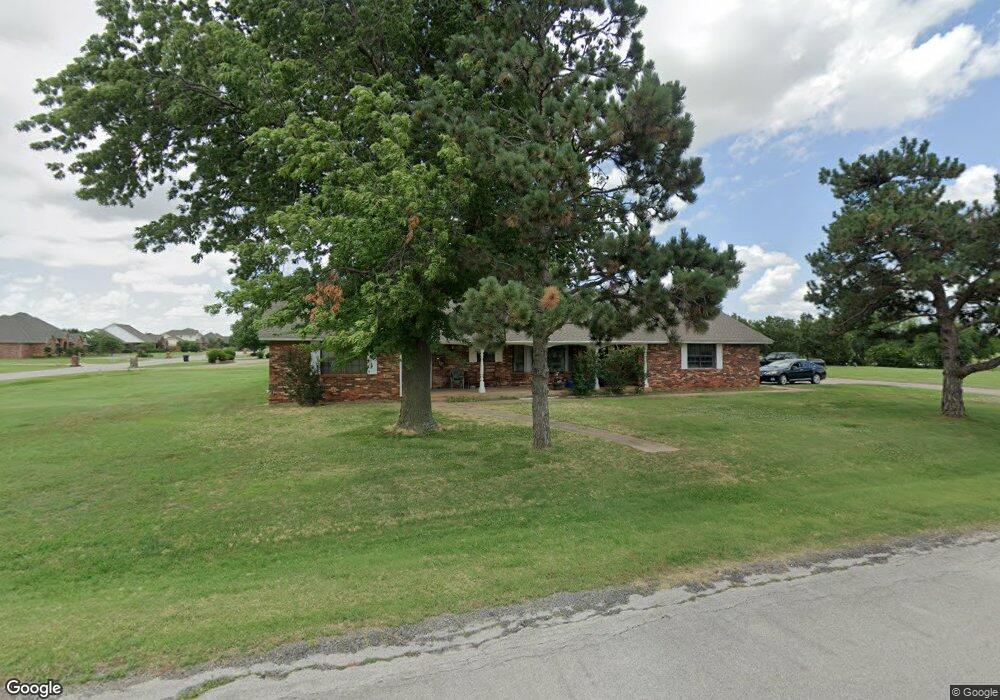 1105 NE 29th St, Moore, OK 73160 - photo 1