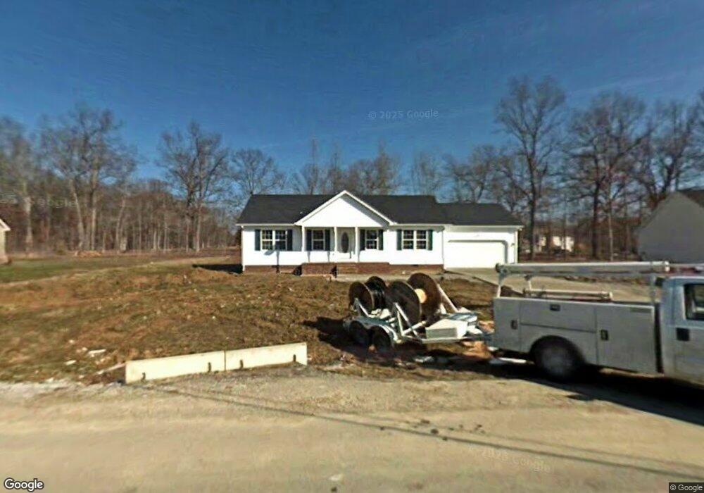 912 Indian Springs Cir, Manchester, TN 37355 - photo 1