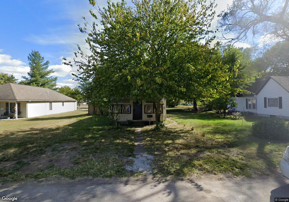 2710 Jackson St, Terre Haute, IN 47802 - photo 1