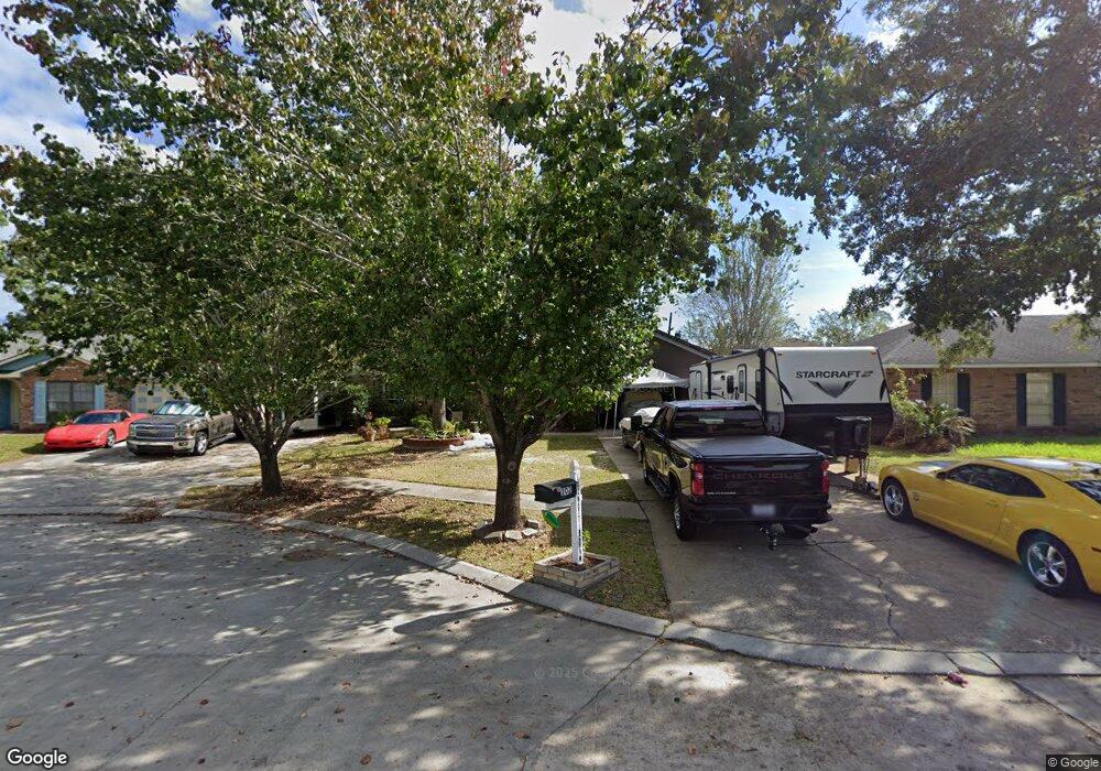 102 Nottingham Dr, Slidell, LA 70458 - photo 1