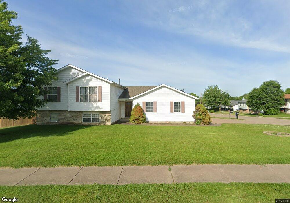 6348 Jebens Ave, Davenport, IA 52806 - photo 1