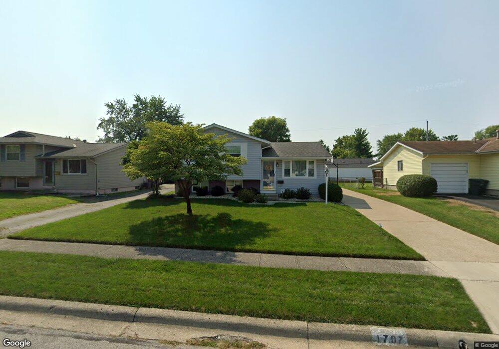 1707 Brookfield Square N, Columbus, OH 43229 - photo 1