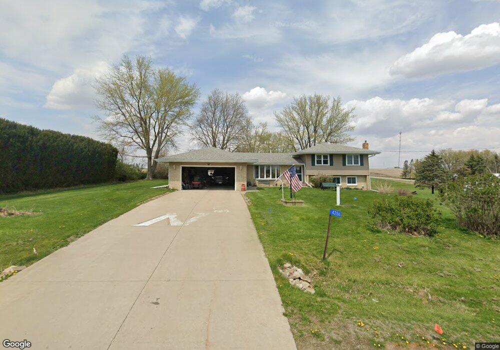 4286 N 4th Ave E unit A, Newton, IA 50208 - photo 1