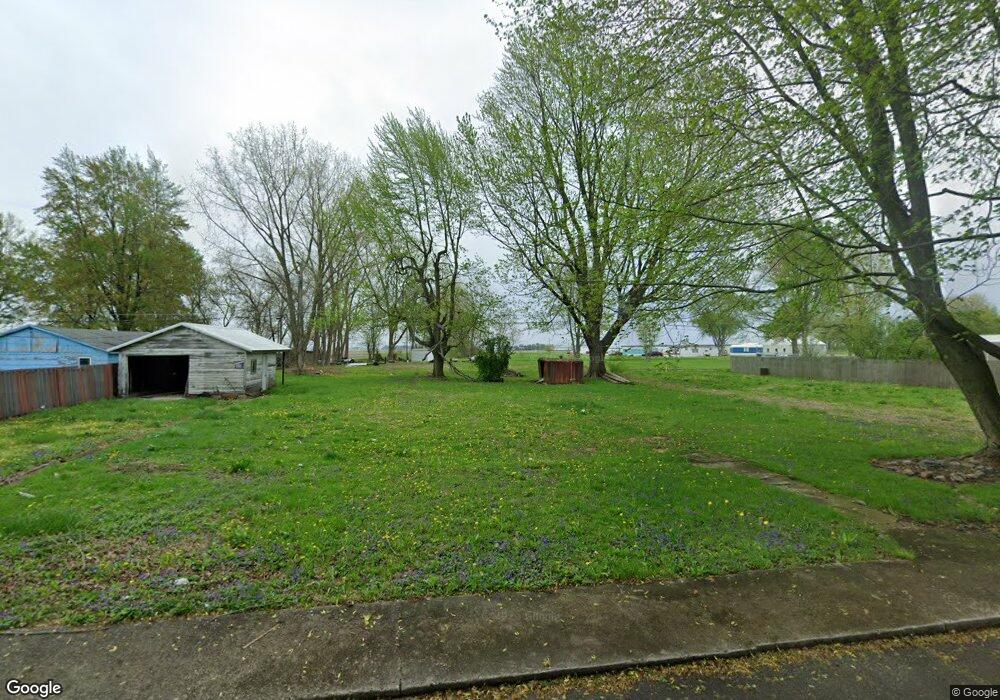 415 N Posey St, Windfall, IN 46076 - photo 1