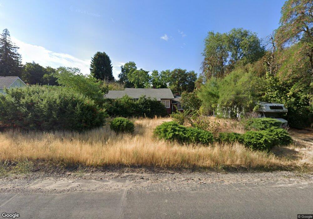 2502 E 10th St, the Dalles, OR 97058 - photo 1