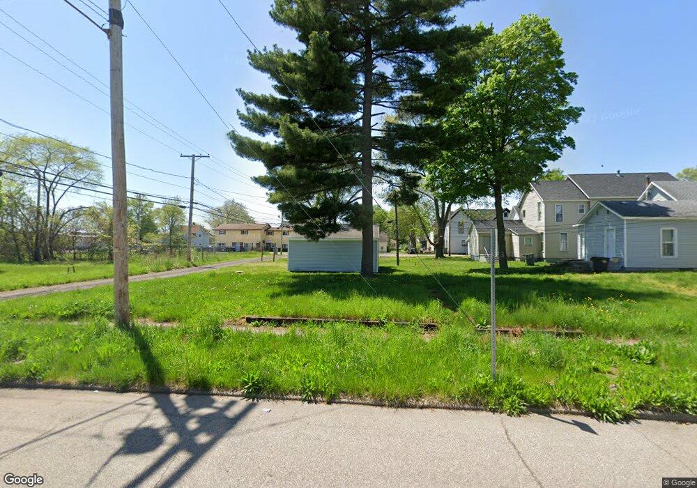 515 S 4th St, Elkhart, IN 46516 - photo 1