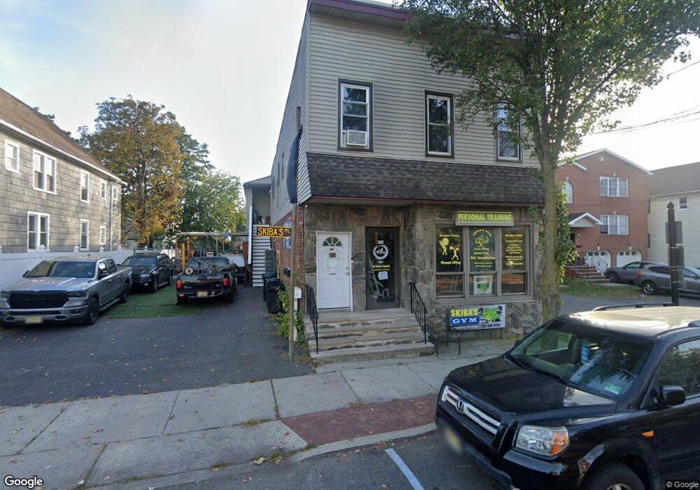 625 Roosevelt Ave, Carteret, NJ 07008 - photo 1