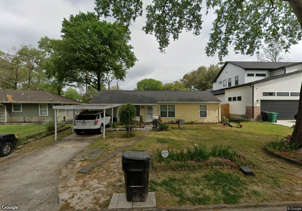 1906 Chippendale Rd, Houston, TX 77018 - photo 1