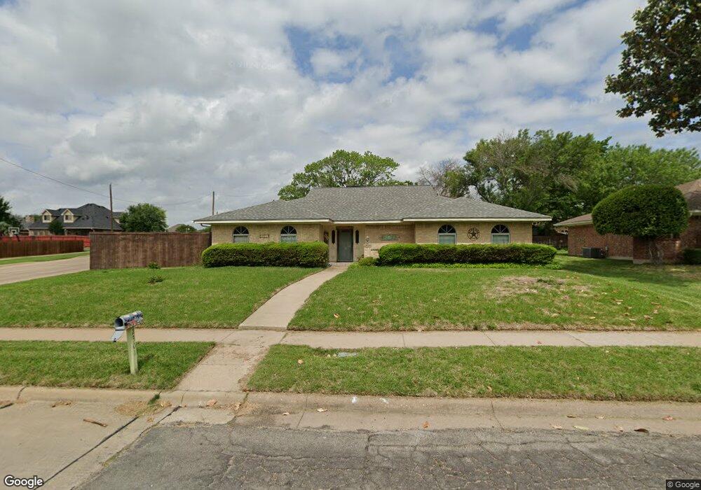 2301 Louise Ln, Ennis, TX 75119 - photo 1