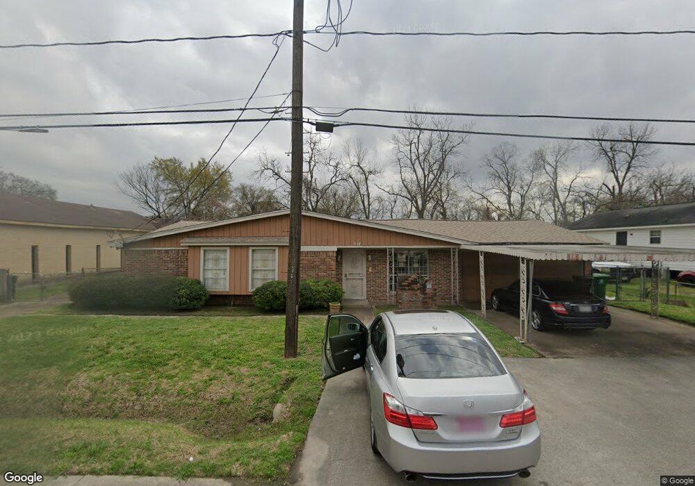 837 Granville Dr, Houston, TX 77091 - photo 1