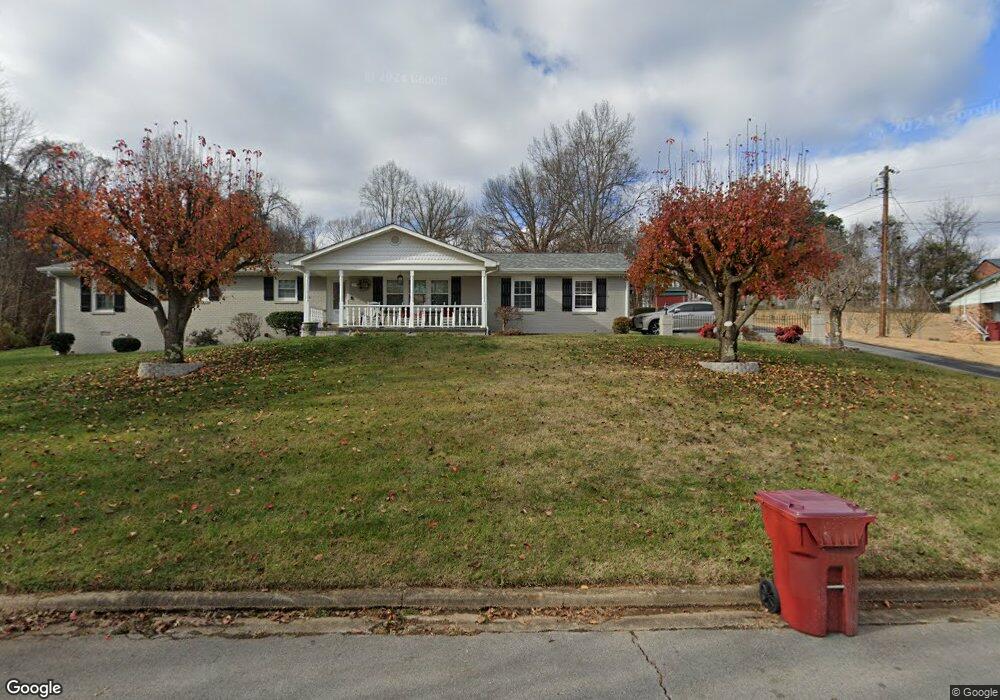 520 Southview Dr, Johnson City, TN 37601 - photo 1